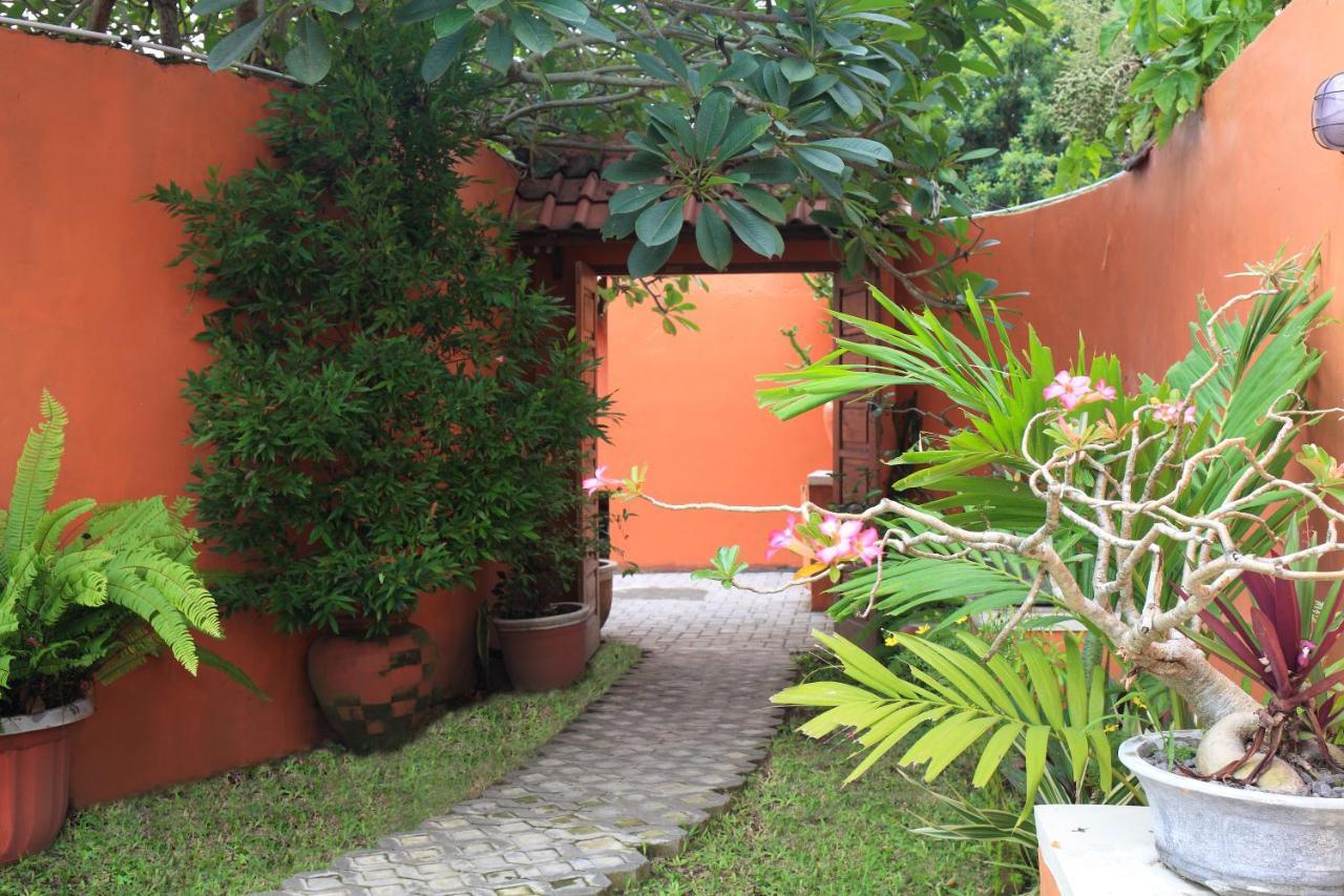 Villa Pondok Terra Γιογκιακάρτα Εξωτερικό φωτογραφία
