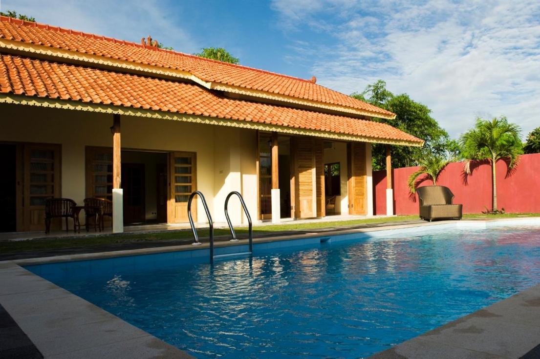Villa Pondok Terra Γιογκιακάρτα Εξωτερικό φωτογραφία