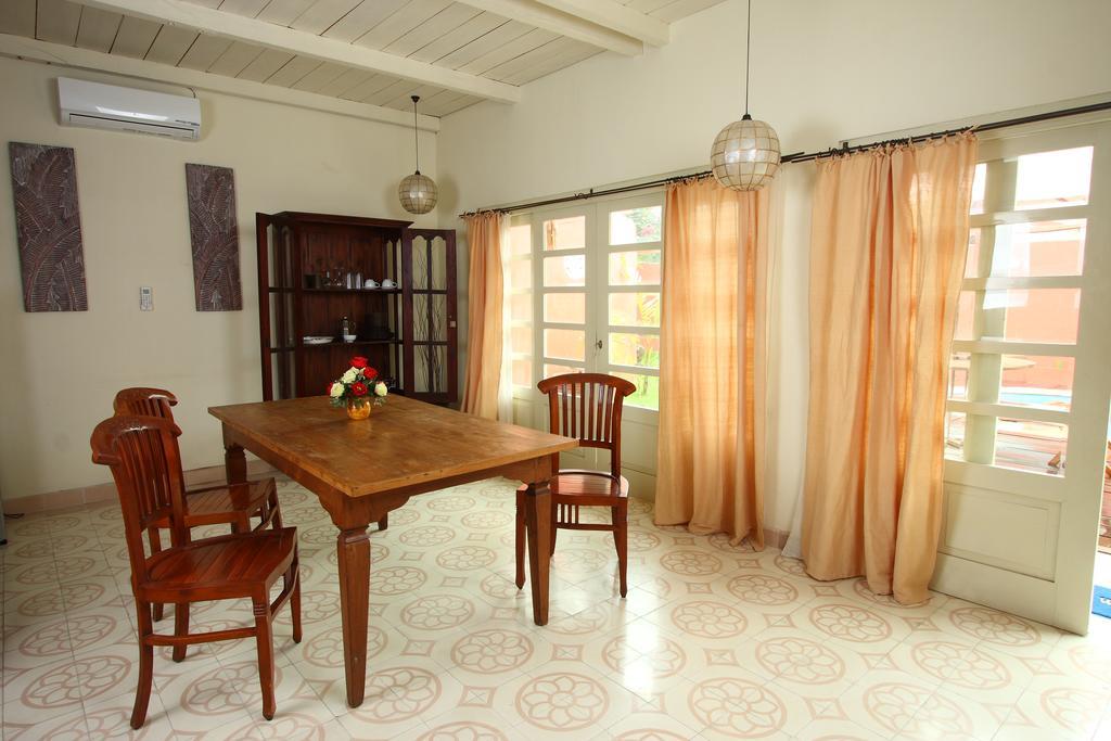 Villa Pondok Terra Γιογκιακάρτα Εξωτερικό φωτογραφία
