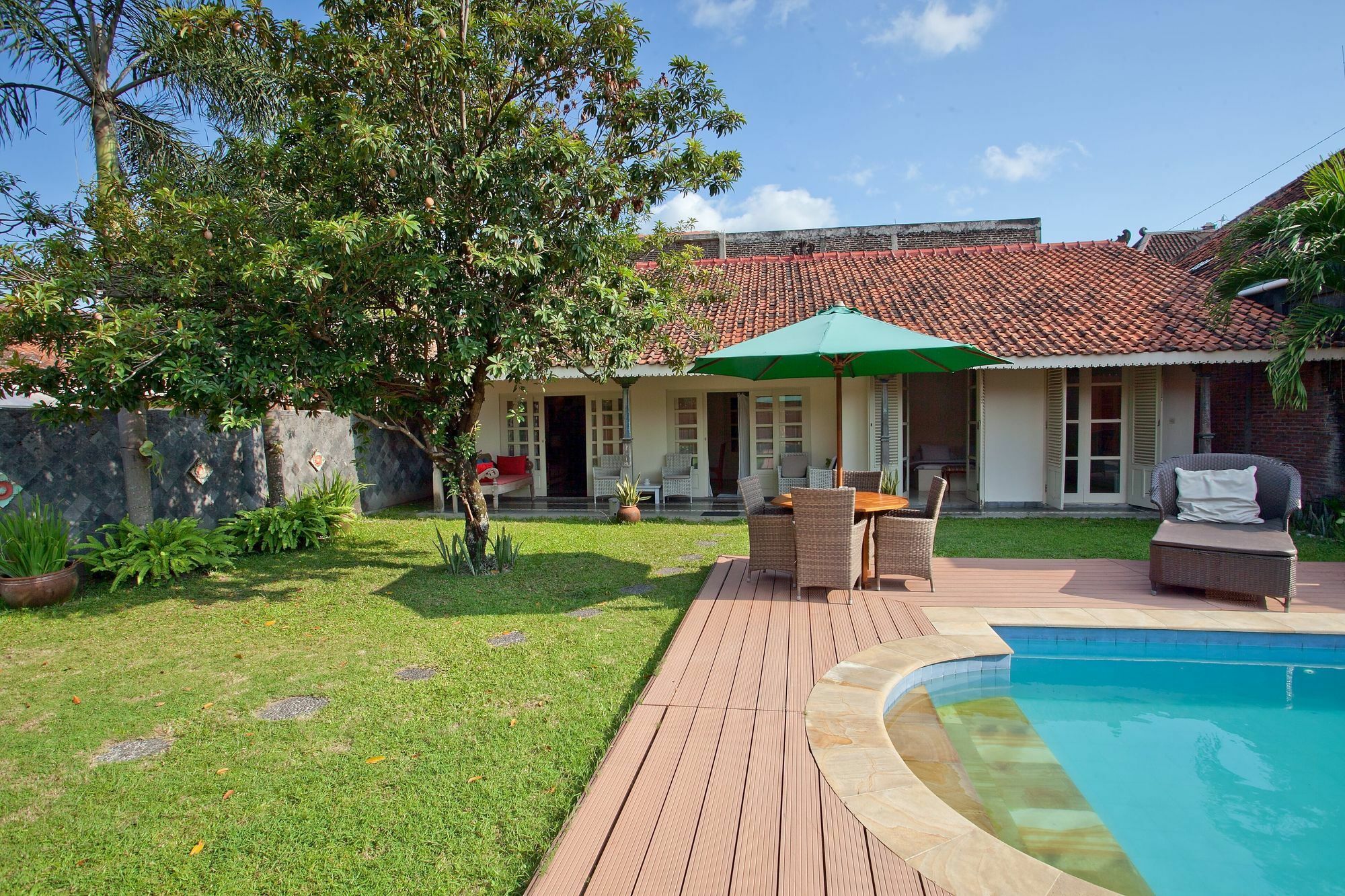 Villa Pondok Terra Γιογκιακάρτα Εξωτερικό φωτογραφία